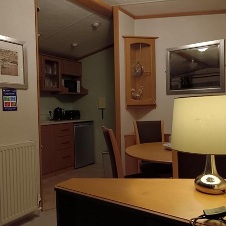 Lovely 3 Bedroom 8 Berth Caravan In ริล ภายนอก รูปภาพ